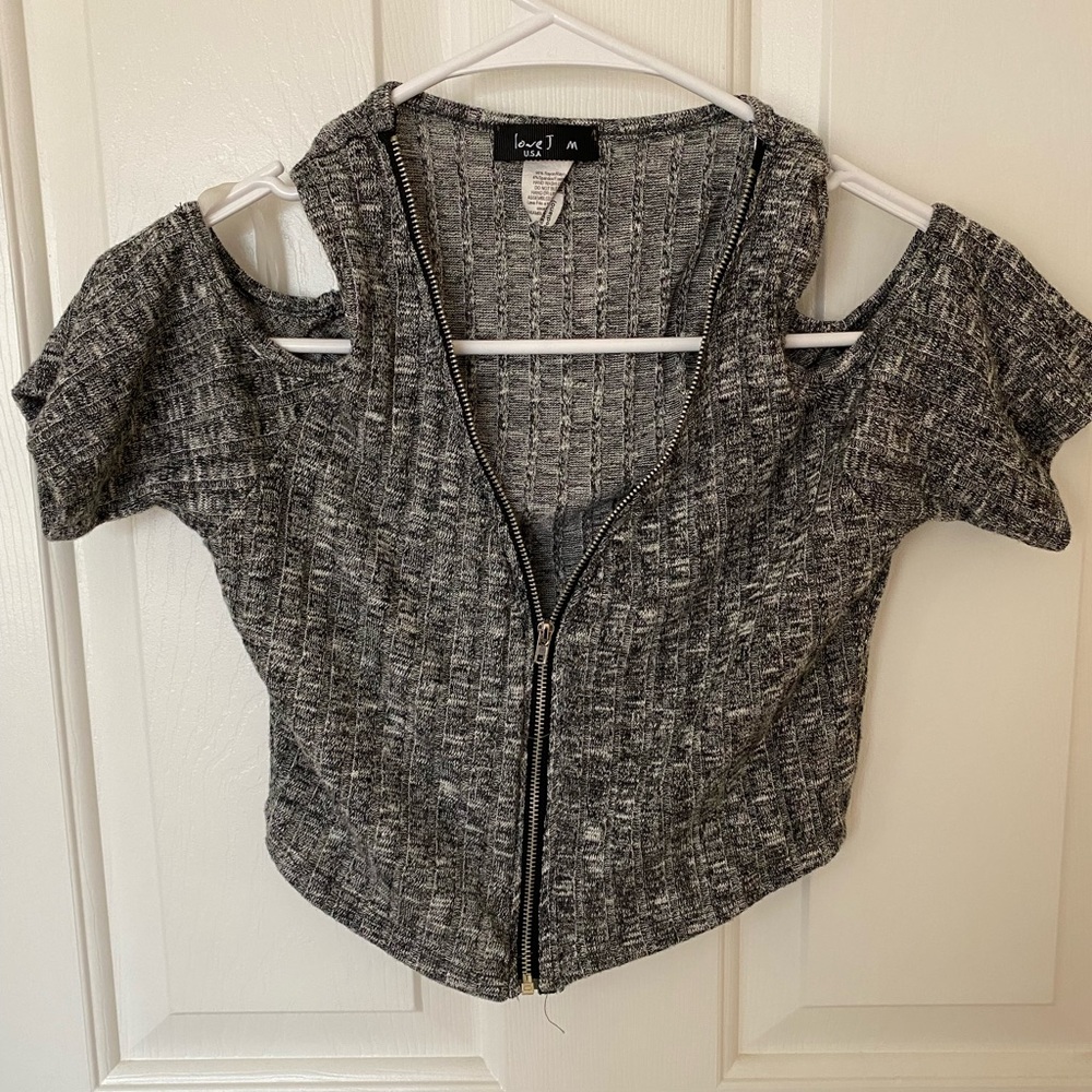 Cut-Out Crop Top - S